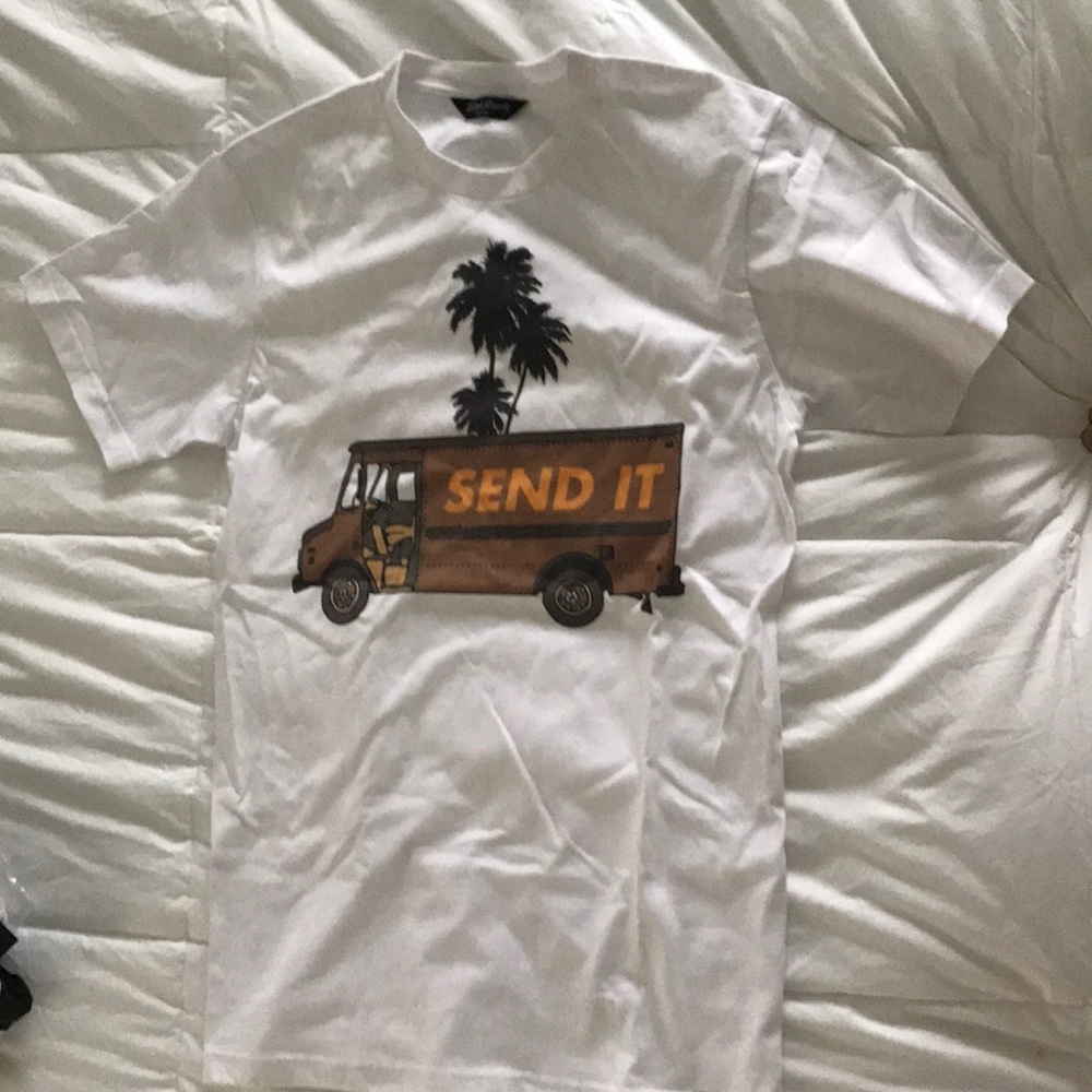 Men’s shirt